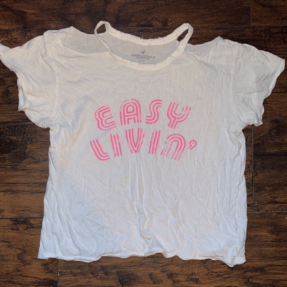 Size Medium shirt from American Eagle!